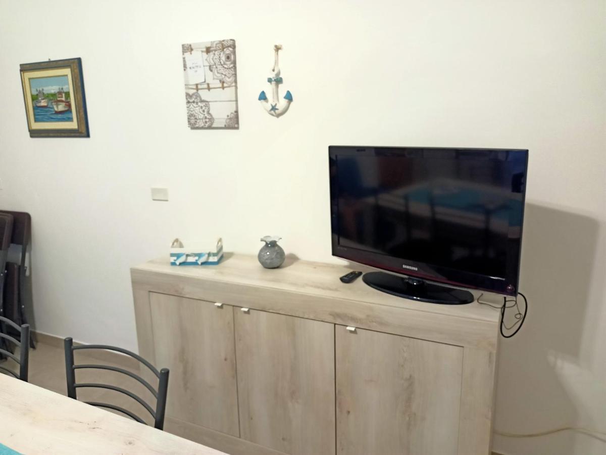 Casa Vacanze da Lui' Torre Lapillo Esterno foto