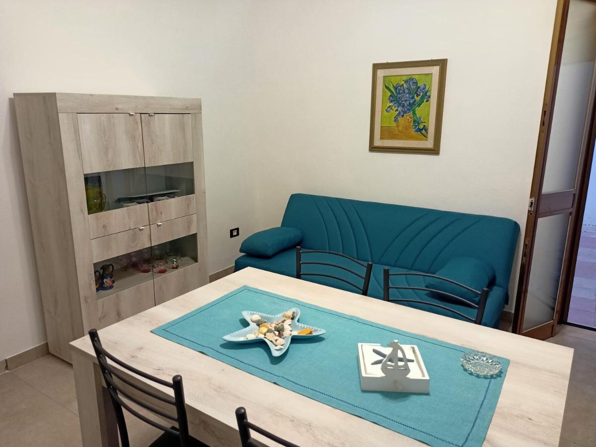 Casa Vacanze da Lui' Torre Lapillo Esterno foto