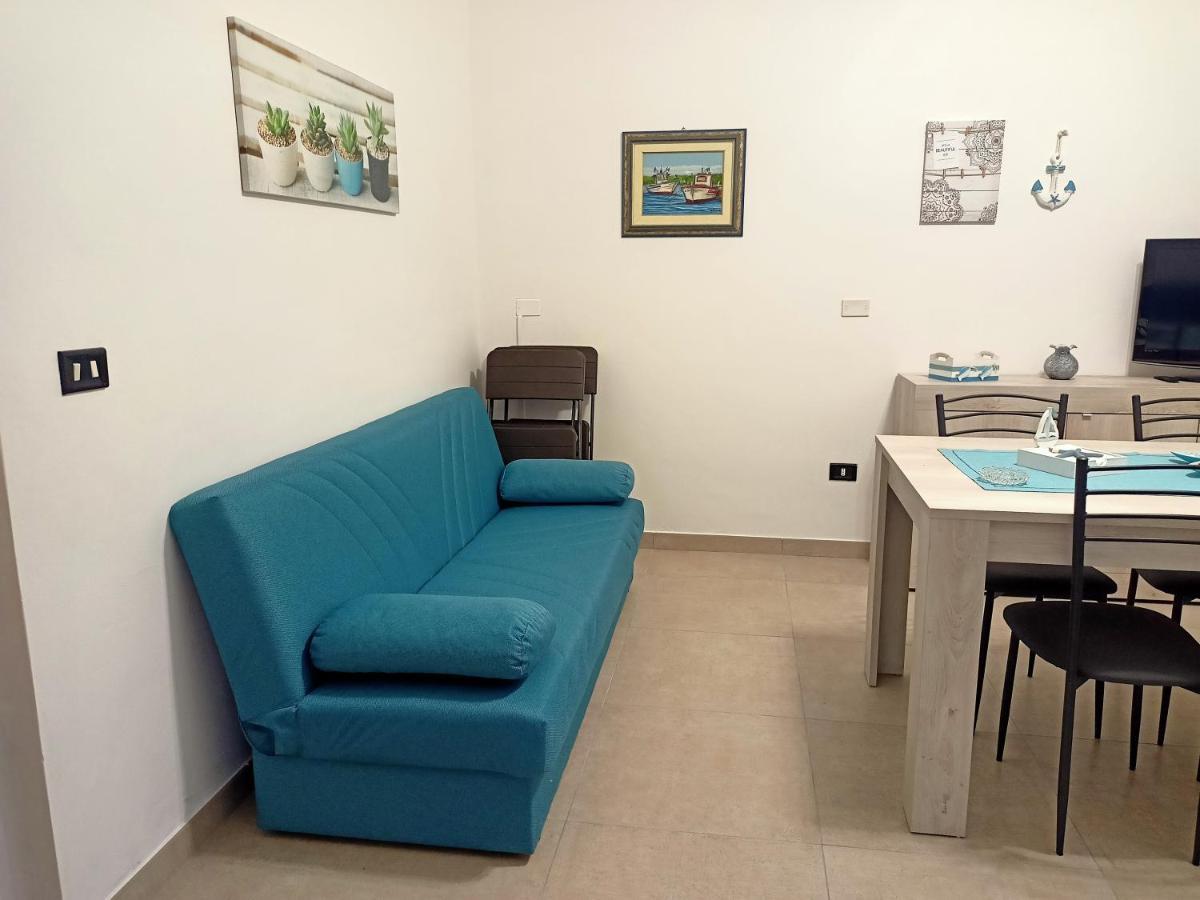 Casa Vacanze da Lui' Torre Lapillo Esterno foto