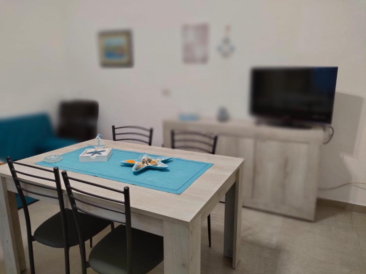 Casa Vacanze da Lui' Torre Lapillo Esterno foto